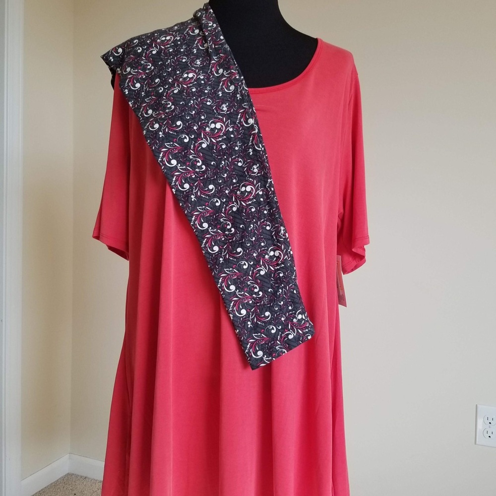 BNWT LuLaRoe Outfit 2XL Prefect and TC Leggings